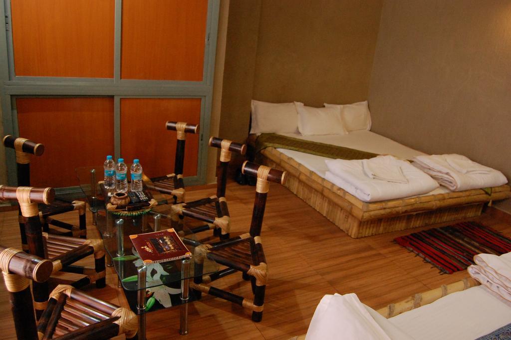 Shri Guest House 바라나시 객실 사진